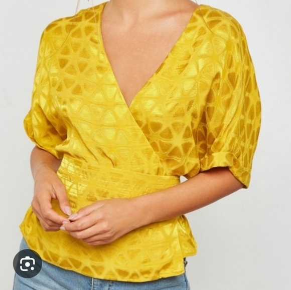MANGO Gold Faux Wrap Textured Kimono Top - Size 2 - Picture 1 of 7